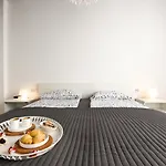 Apartment Santa Lucia