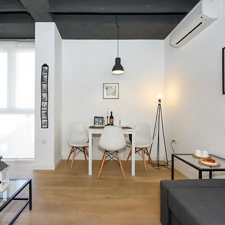 Deluxe Santa Lucia アパート *