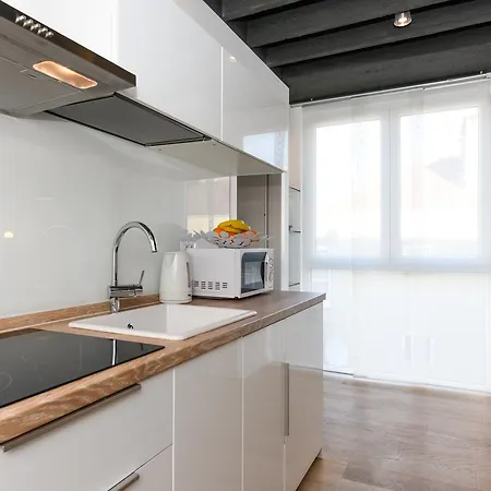 Deluxe Santa Lucia アパート *