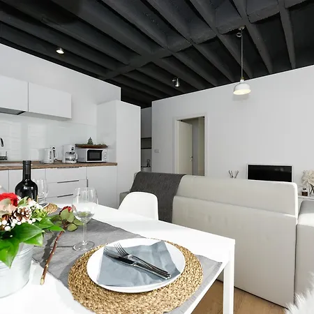 Apartment Santa Lucia *