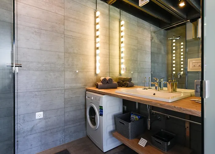 Deluxe Santa Lucia *