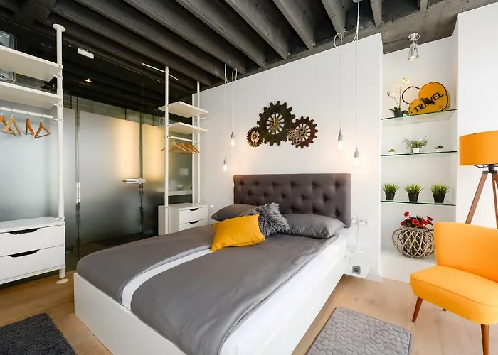 Deluxe Santa Lucia * Zara